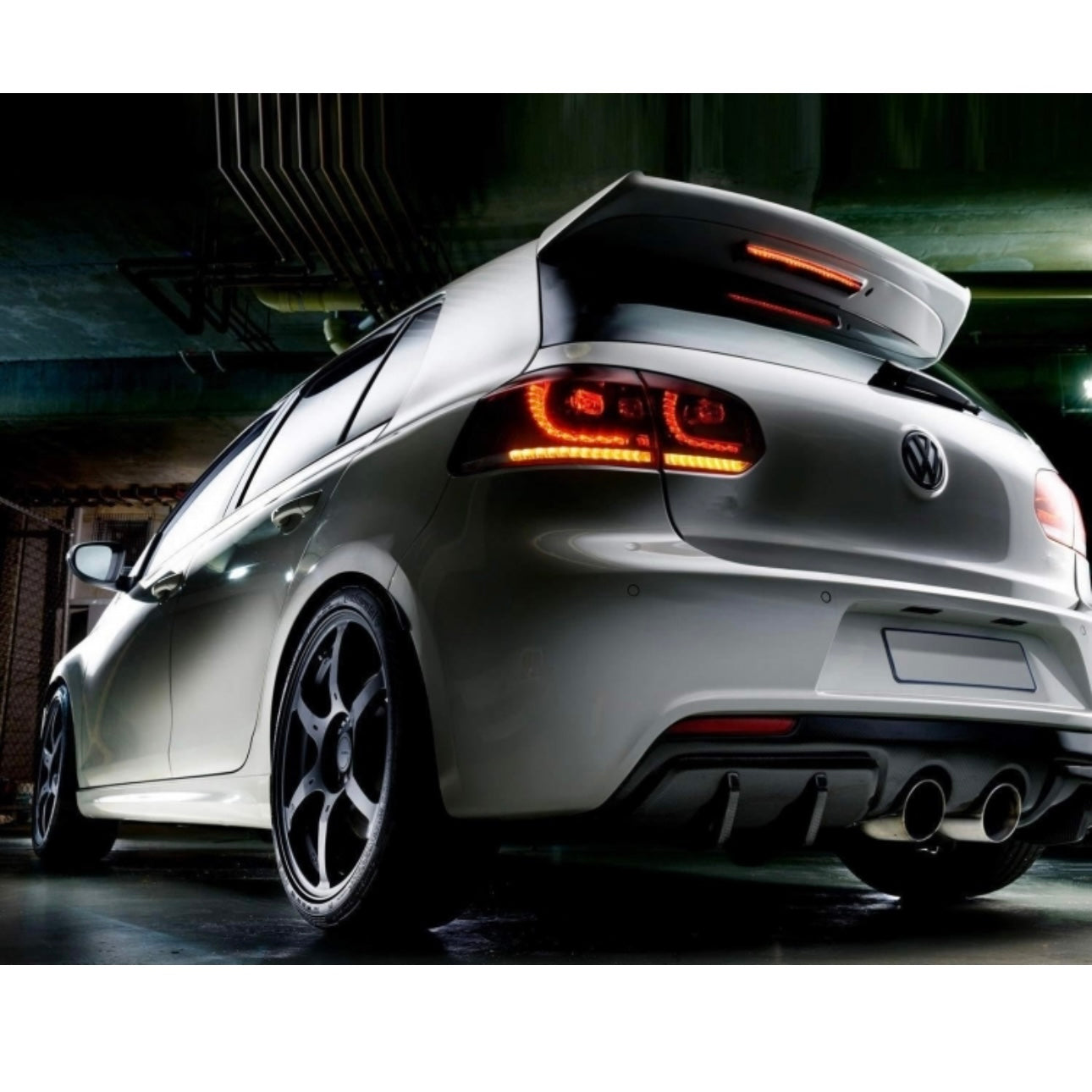 FANALI A LED POSTERIORI GOLF MK6 2008-2012