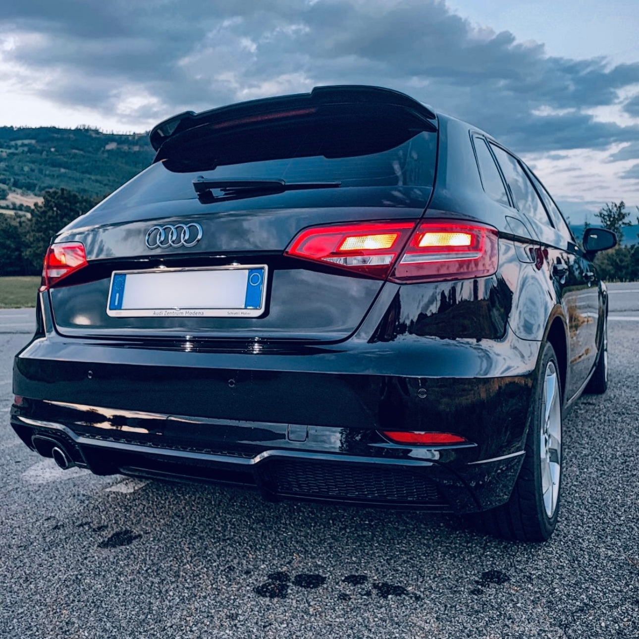 PARAURTI POSTERIORE A3 8V 2017-2019 TIPO S-LINE X 3 / 5 PORTE