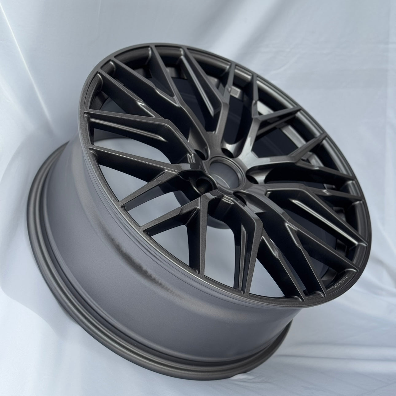 CERCHI BMW SERIE 1 F40 ANTRACITE 19"