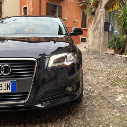 FANALI ANTERIORI AUDI A3 8P CON LUCE DIURNA A LED