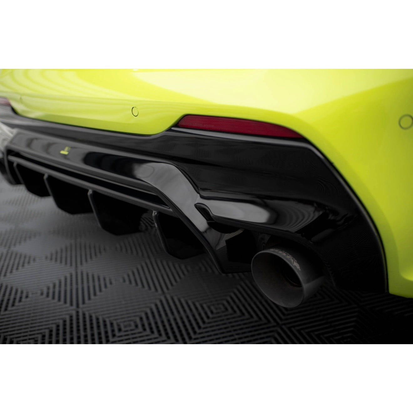 DIFFUSORE PARAURTI POSTERIORE V.1 BMW SERIE 1 M-PACK / M135I / 128TI F40