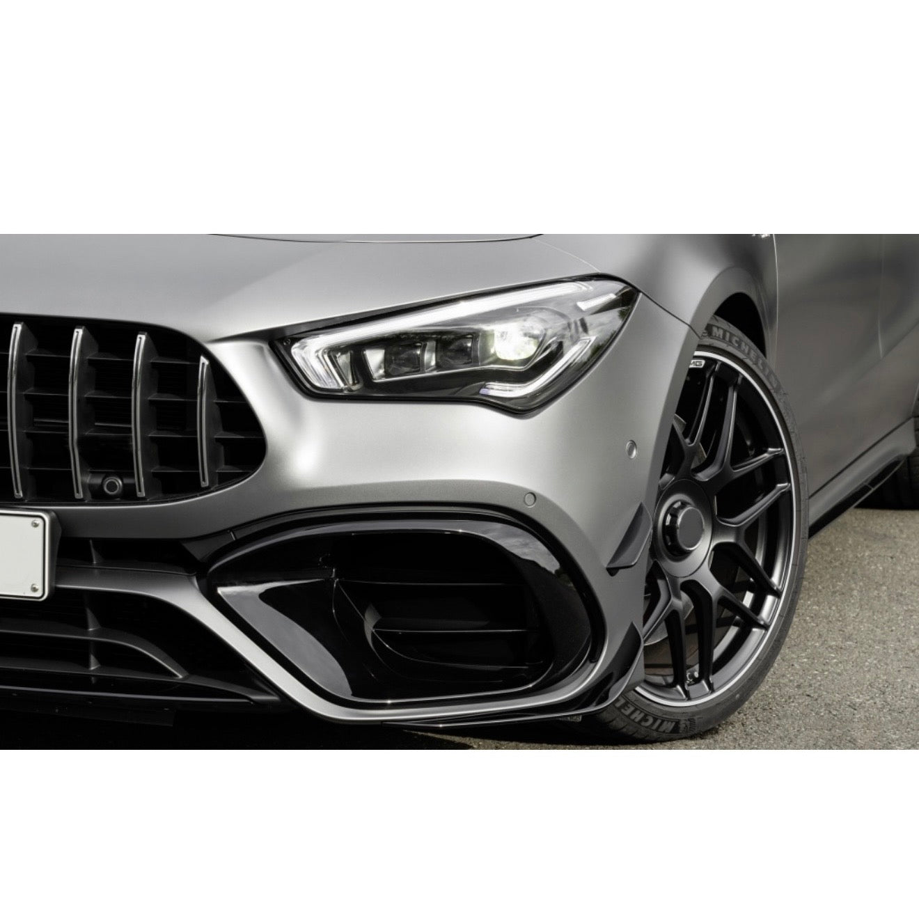 PARAURTI ANTERIORE CLA 2018-2023 LOOK CLA45 AMG