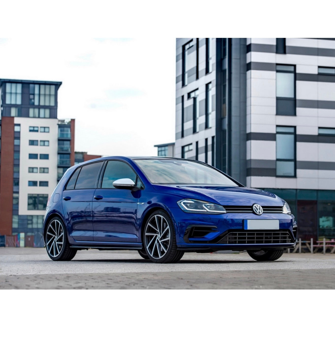 PARAURTI GOLF MK7 (17-19) R LOOK