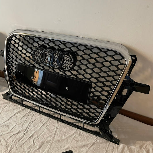 GRIGLIA Q5 8R 2012-2016 TIPO RS