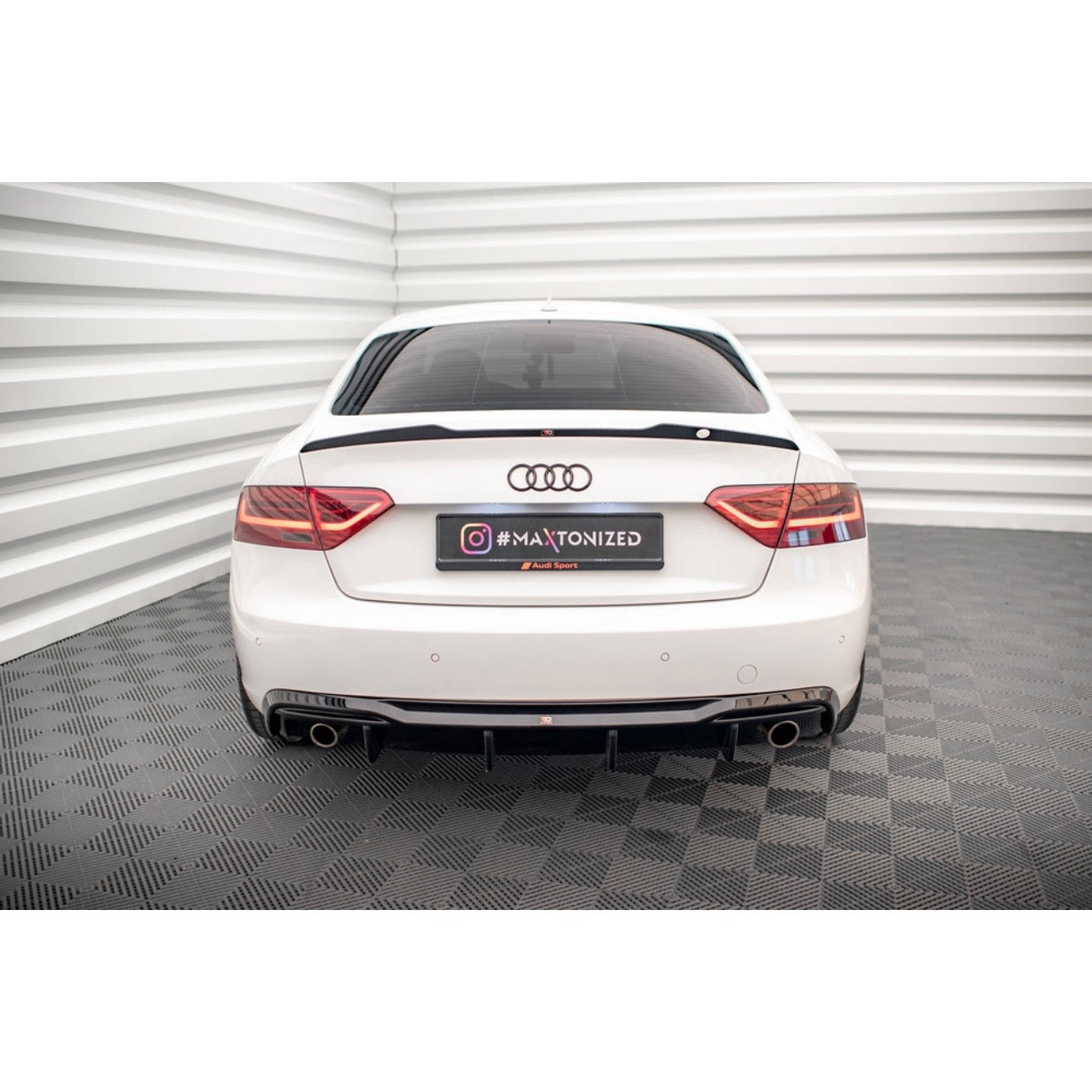 DIFFUSORE POSTERIORE AUDI A5 B8 2011-2016 USCITA 1X1