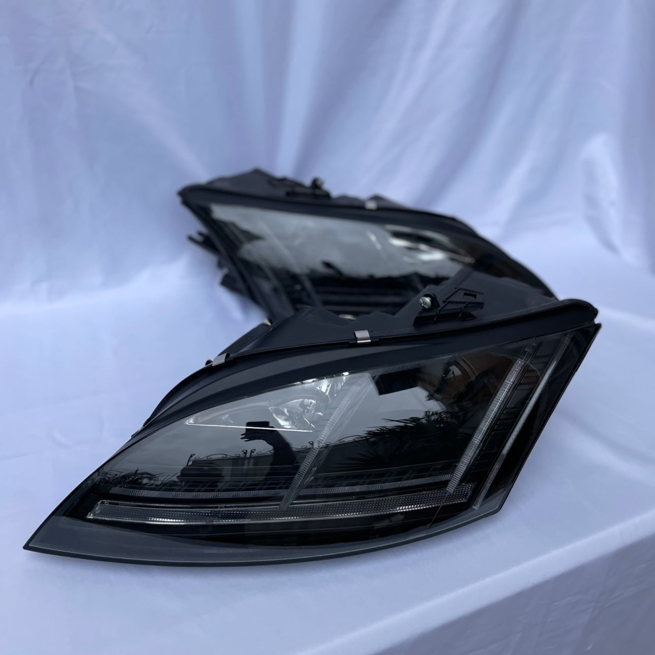 FANALI ANTERIORI LED AUDI TT MK2 8J 2006-2010 XENO