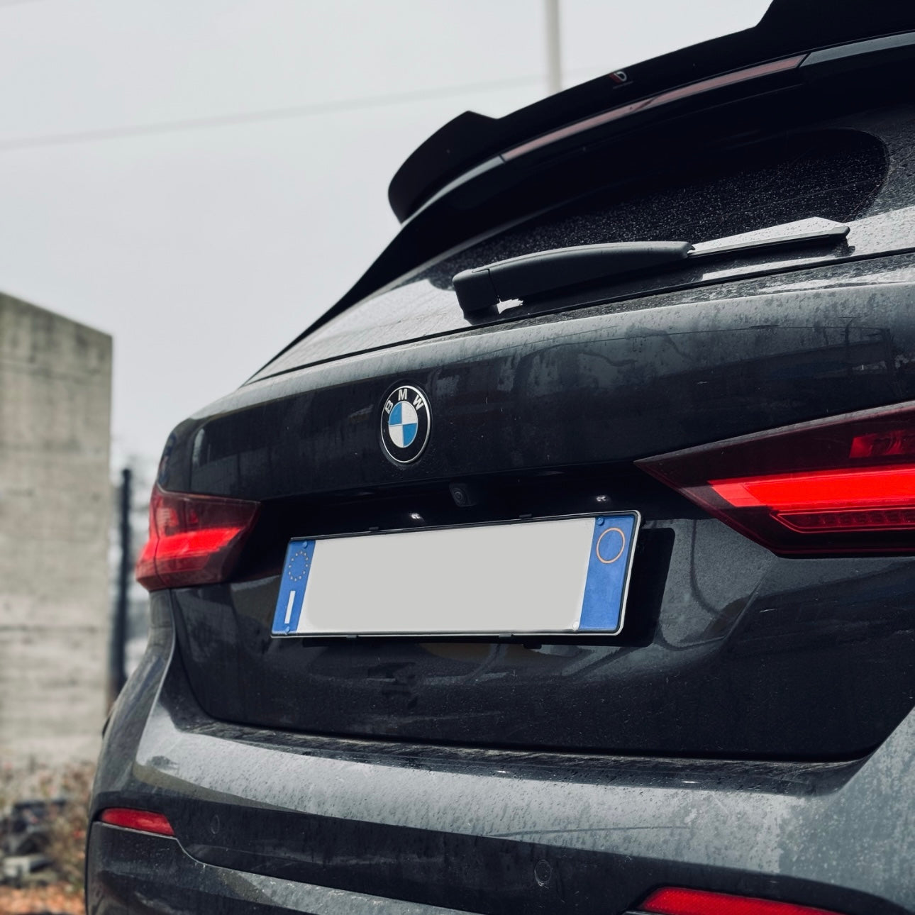 CLIP PORTA TARGA UNIVERSALI