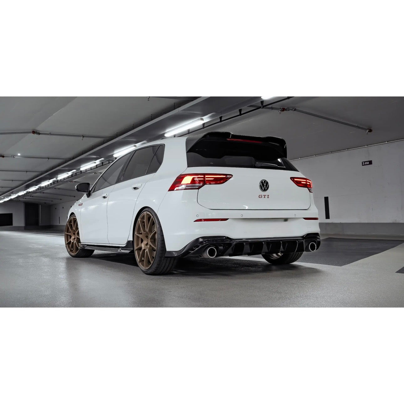 DIFFUSORE POSTERIORE VW GOLF MK8 GTI 2020-2025