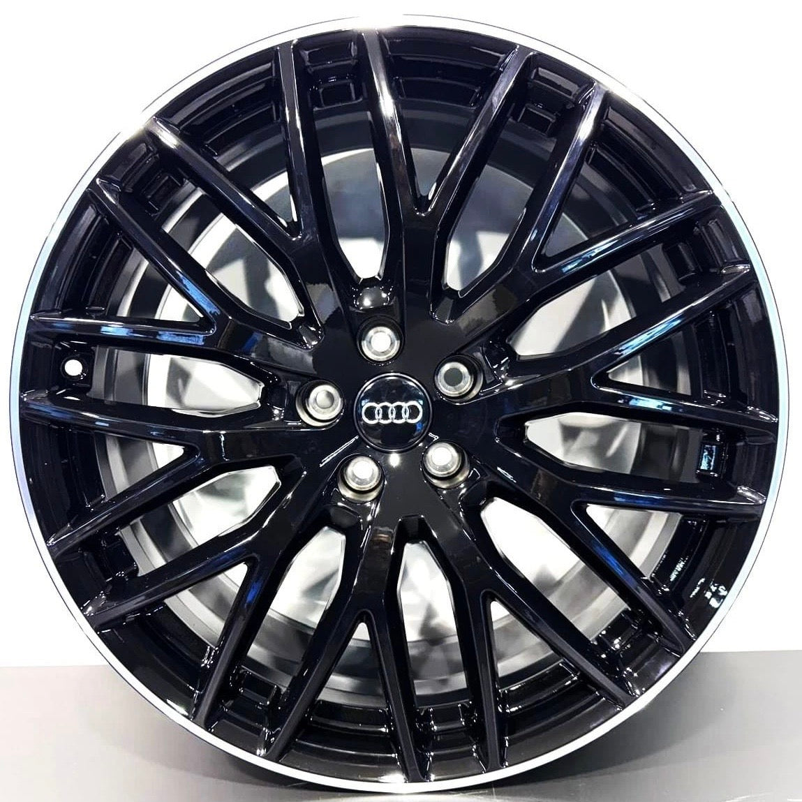 CERCHI 19" AUDI ORIGINALI ET32